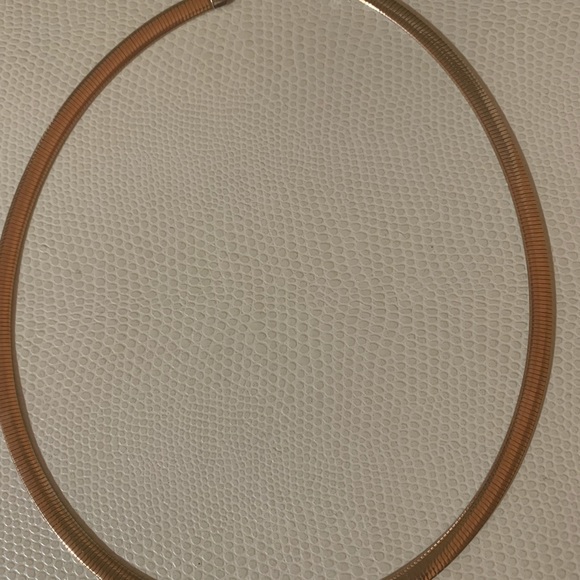 Two tone silver/rose gold necklace - Picture 5 of 5
